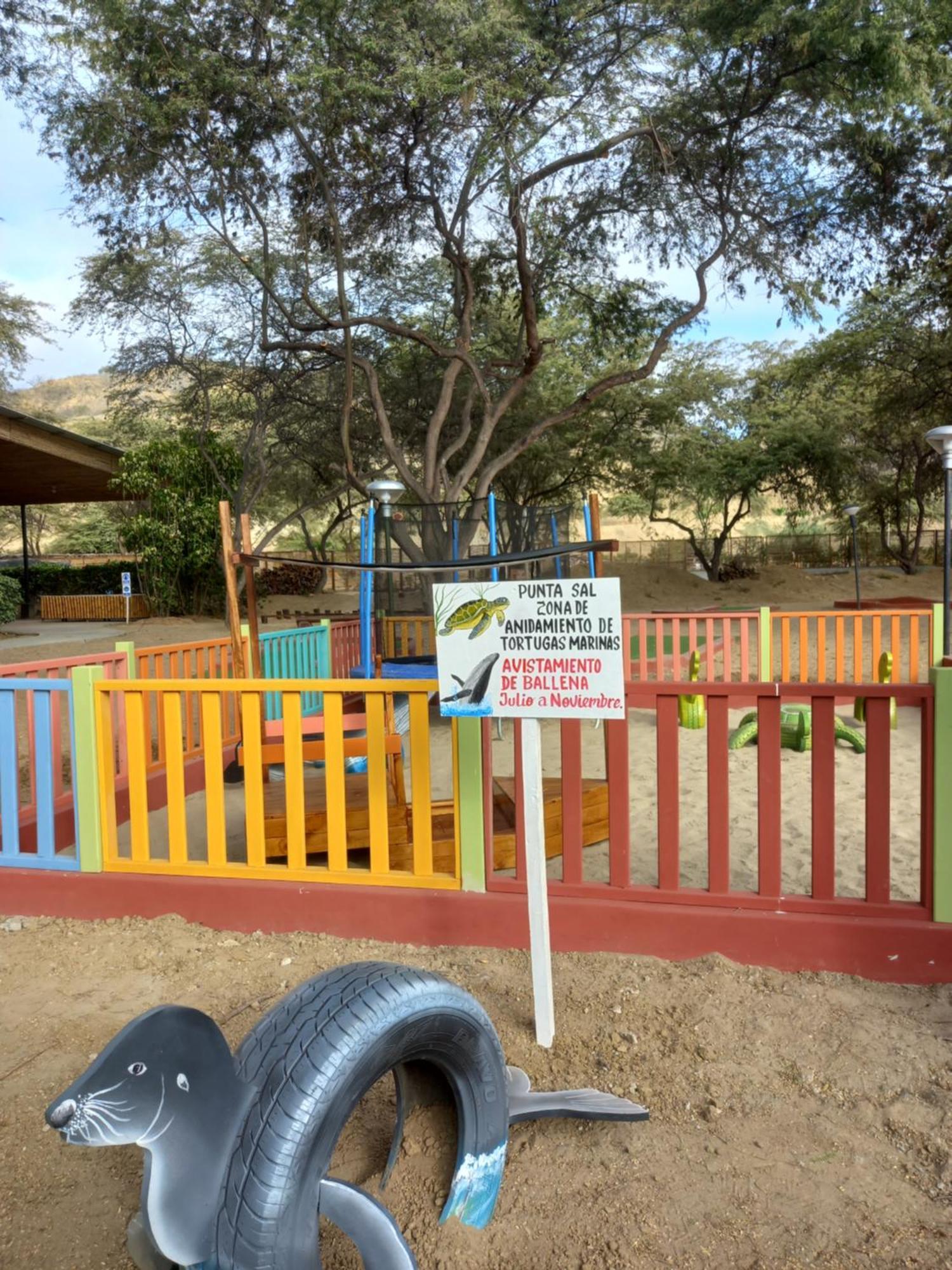 Punta Sal Suites&bungalows Canoas de Punta Sal